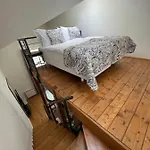 Ce Castle Appartement Praag