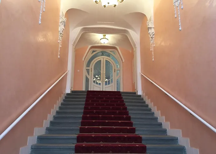 Ce Castle *