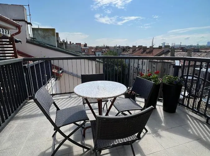 Apartment Ce Castle
